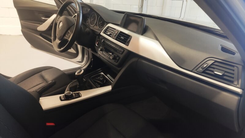 BMW 316D 318d Touring 5p.