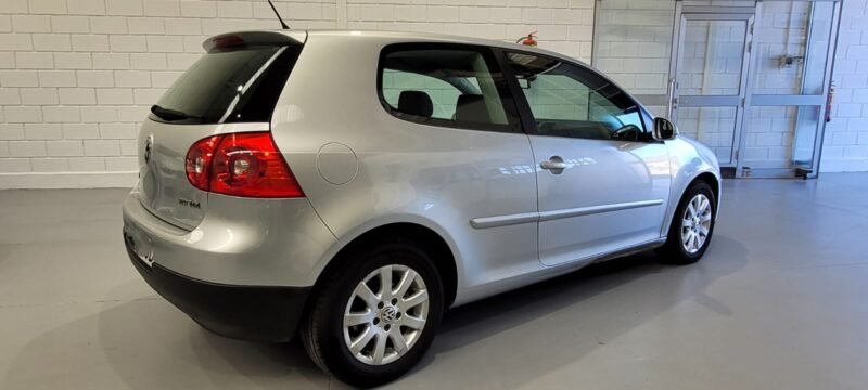 VOLKSWAGEN Golf 2.0 TDI Sport line
