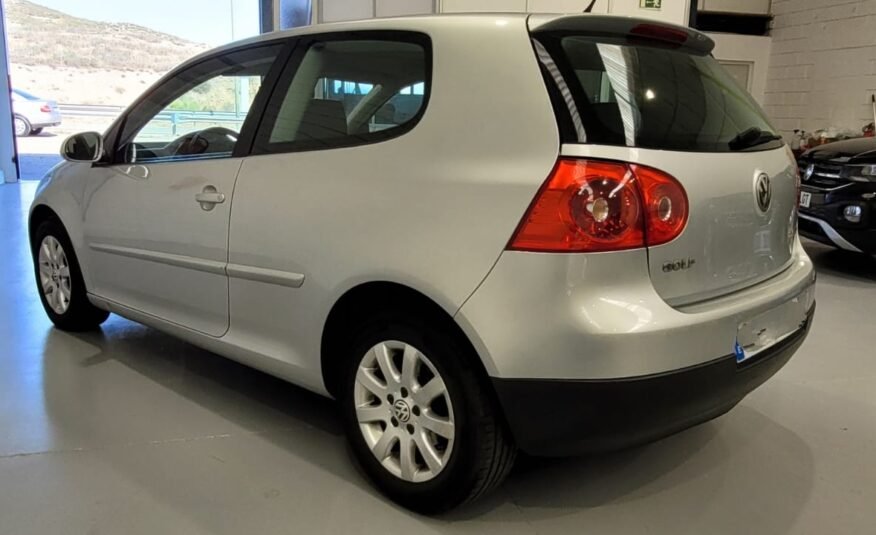 VOLKSWAGEN Golf 2.0 TDI Sport line