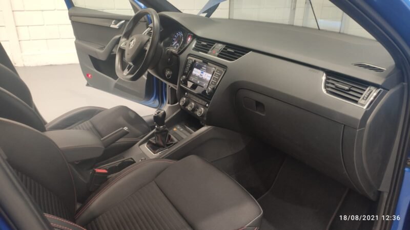 SKODA Octavia Rs Combi 2.0