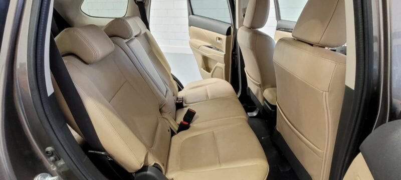 MITSUBISHI Outlander 220 Did auto kaiteki