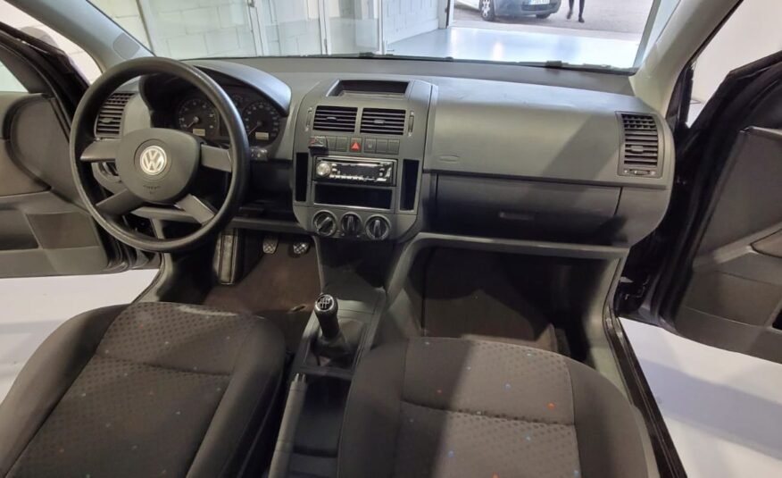 VOLKSWAGEN Polo 1.4