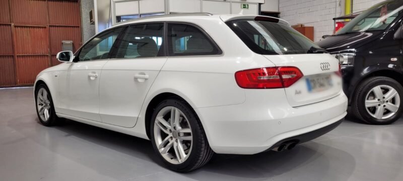 AUDI A4 TDI S-LINE