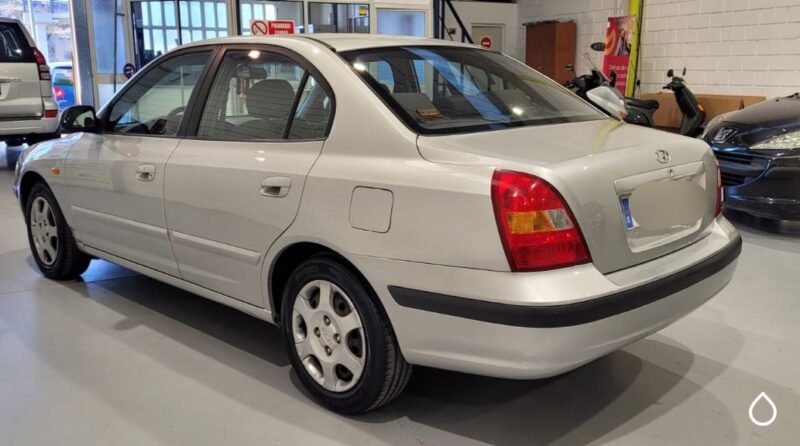 HYUNDAI ELANTRA 1.6 GLS