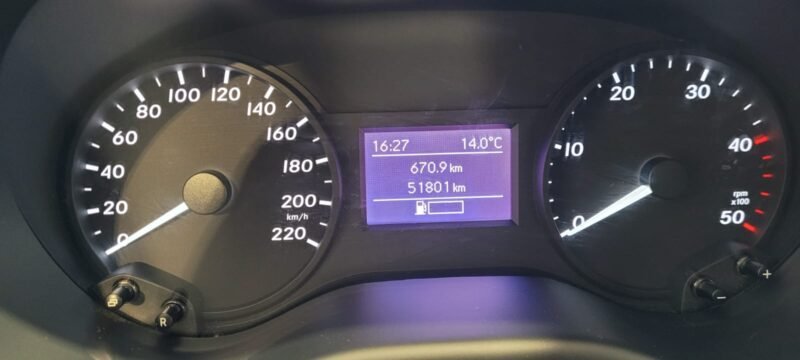 MERCEDES-BENZ VITO VITO 111 CDI TOURER LARGA CAMPERIZADA