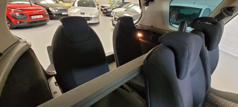 RENAULT Grand Scenic 1.9 DCI