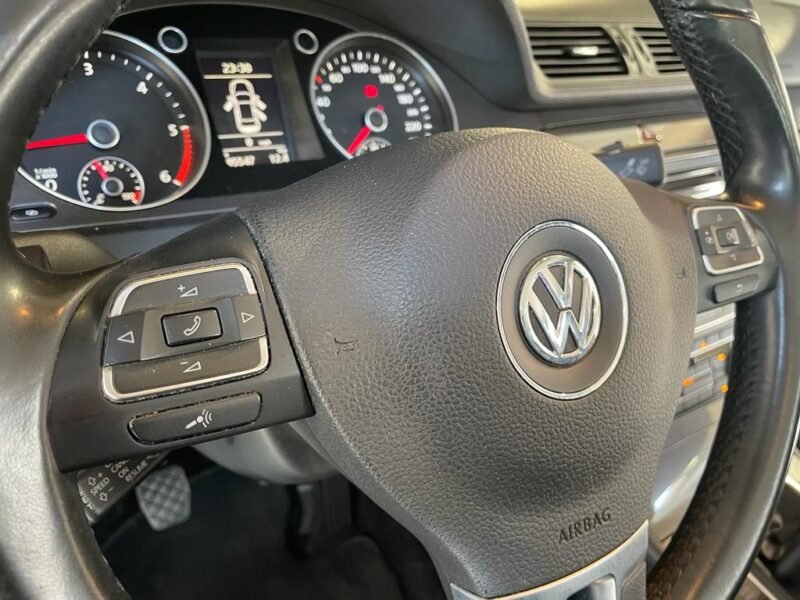 VOLKSWAGEN Passat 2.0 TDI