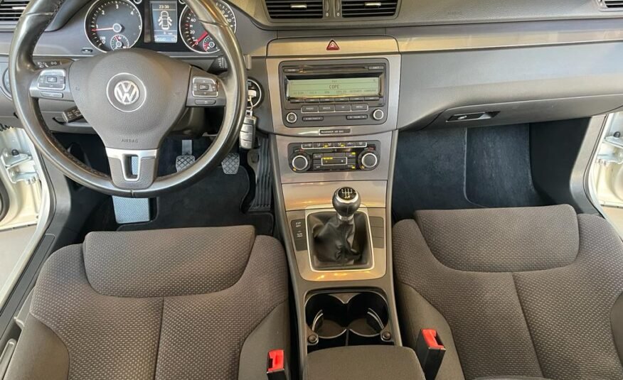 VOLKSWAGEN Passat 2.0 TDI