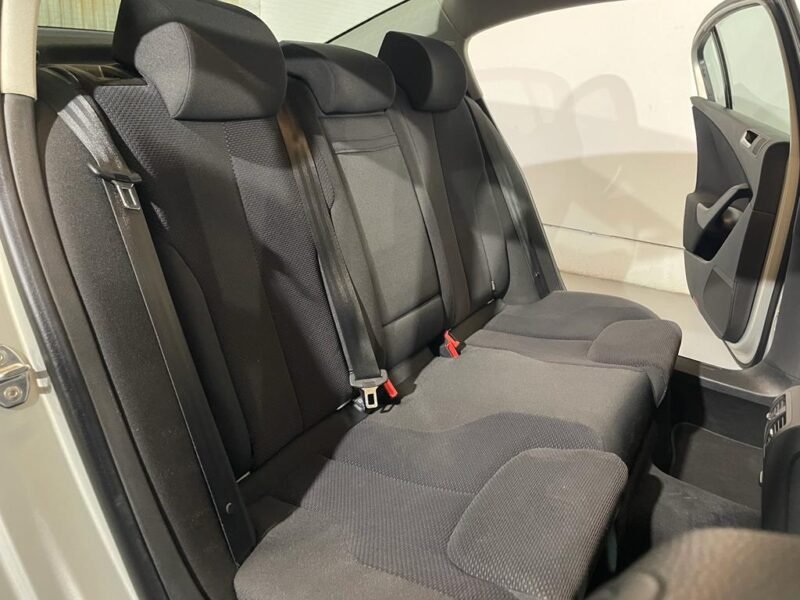 VOLKSWAGEN Passat 2.0 TDI