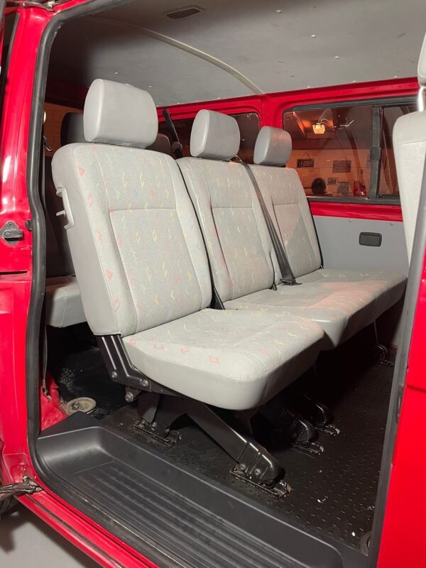 VOLKSWAGEN TRANSPORTER 1.9