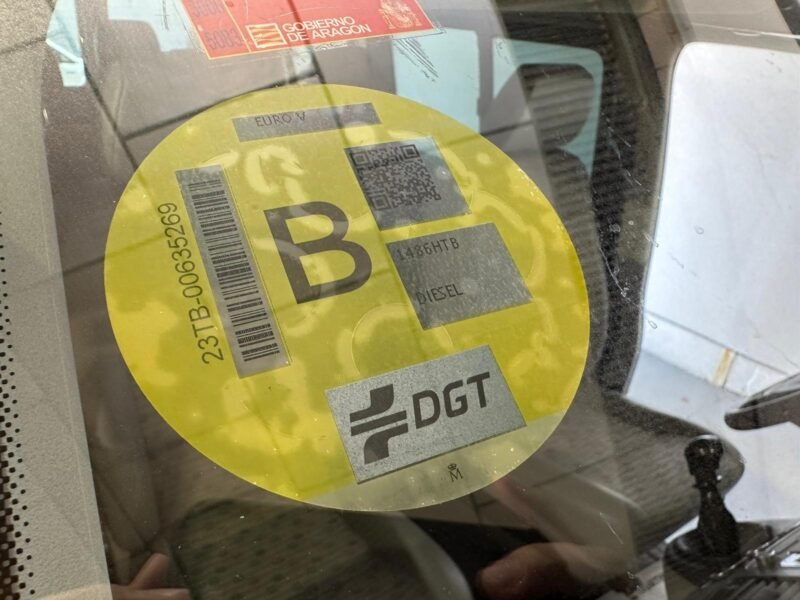 VOLKSWAGEN TRANSPORTER T5 mixto corto