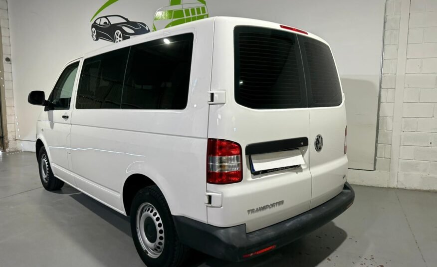 VOLKSWAGEN TRANSPORTER T5 mixto corto