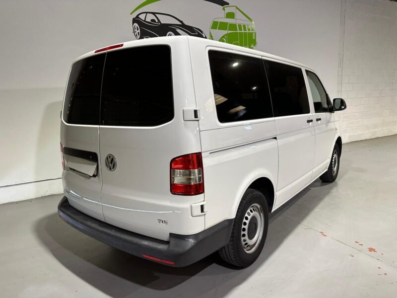 VOLKSWAGEN TRANSPORTER T5 mixto corto