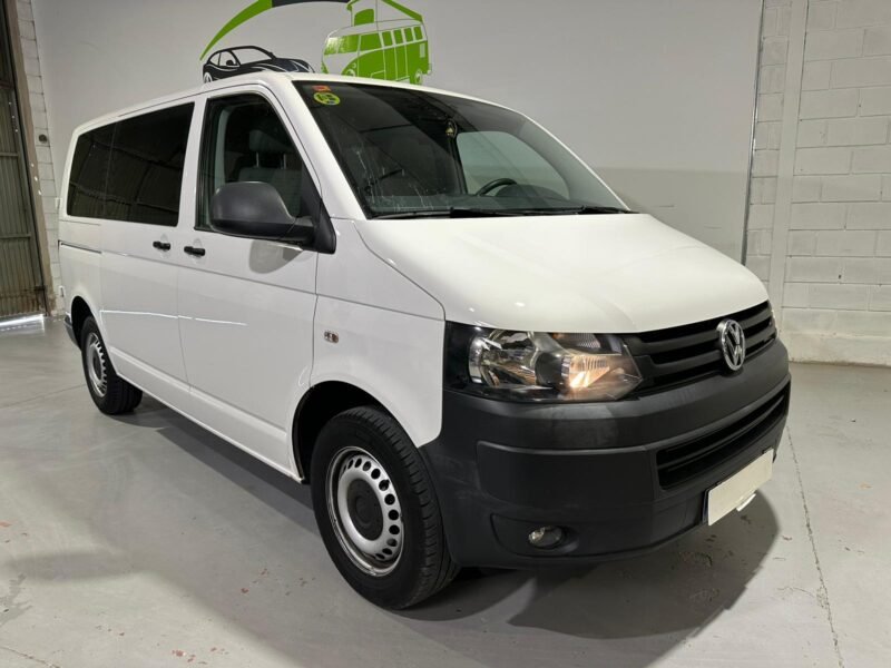 VOLKSWAGEN TRANSPORTER T5 mixto corto