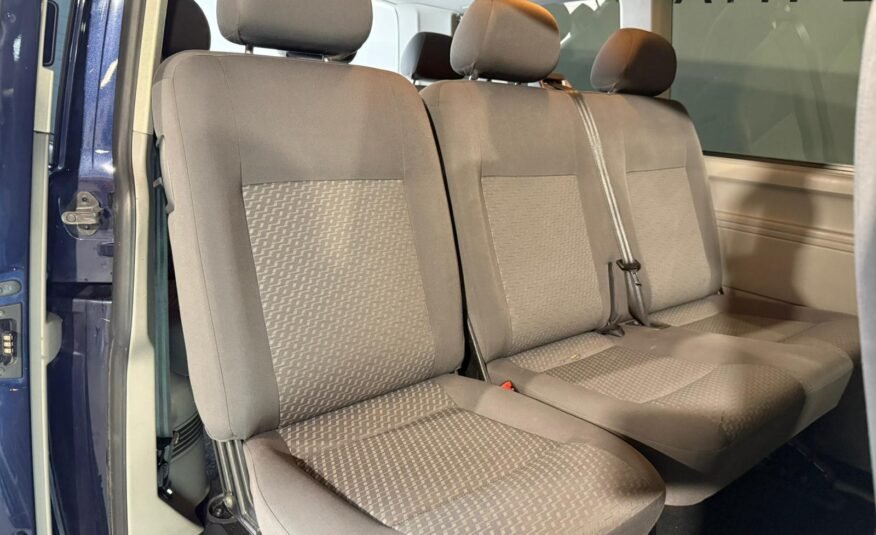 VOLKSWAGEN CARAVELLE confortline