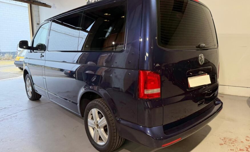 VOLKSWAGEN CARAVELLE confortline