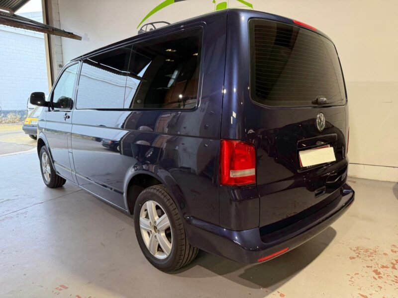 VOLKSWAGEN CARAVELLE confortline