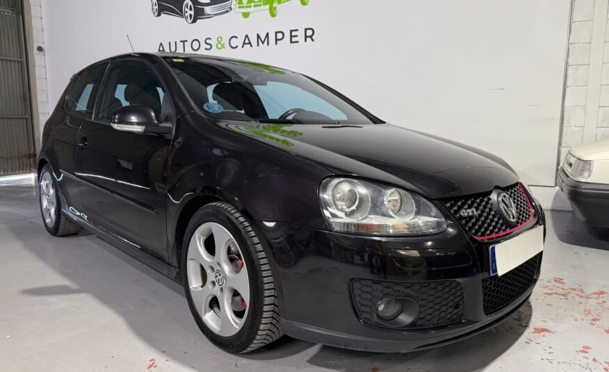 VOLKSWAGEN GOLF 2.0 GTI