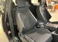 VOLKSWAGEN GOLF 2.0 GTI