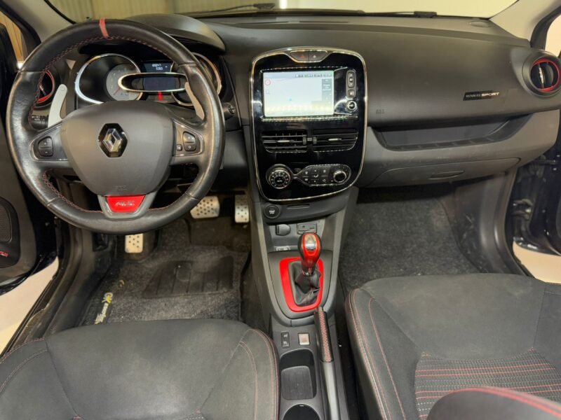 RENAULT Clio sport