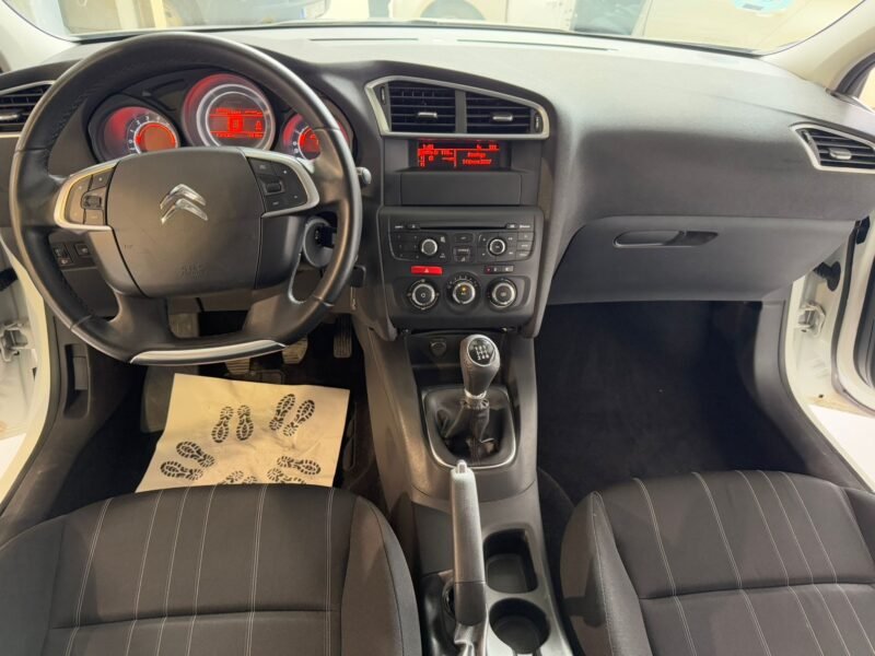 CITROEN C4 1.6 VTi 120cv tónico 5p