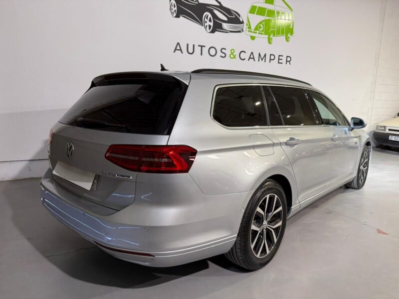 VOLKSWAGEN Passat EDITION