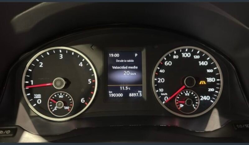 VOLKSWAGEN TIGUAN 2.0tdi