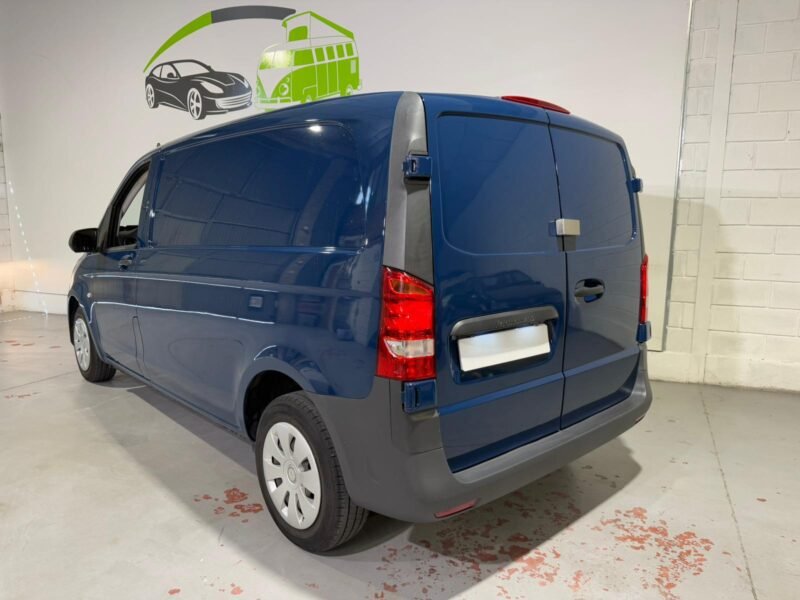 MERCEDES-BENZ VITO FURGON 111 CDI