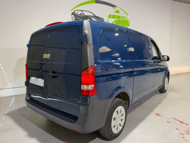 MERCEDES-BENZ VITO FURGON 111 CDI