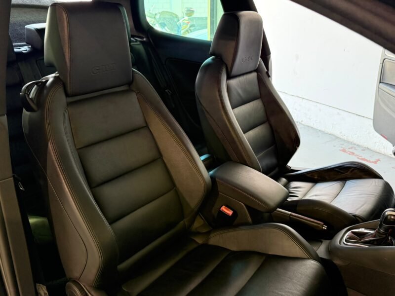 VOLKSWAGEN GOLF GTI 2.0tsi 210 gti