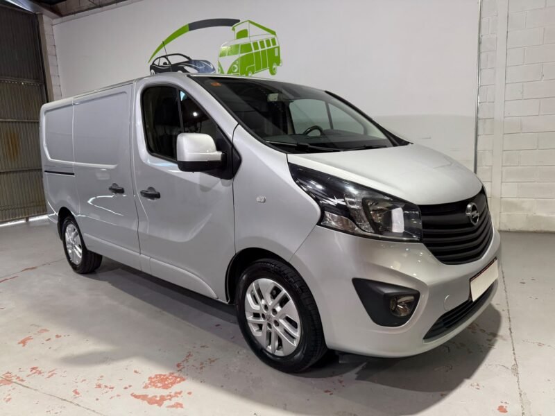 OPEL Vivaro FG DC L1H1 2.9T 1.6 CDTI 120 ELEGANCE