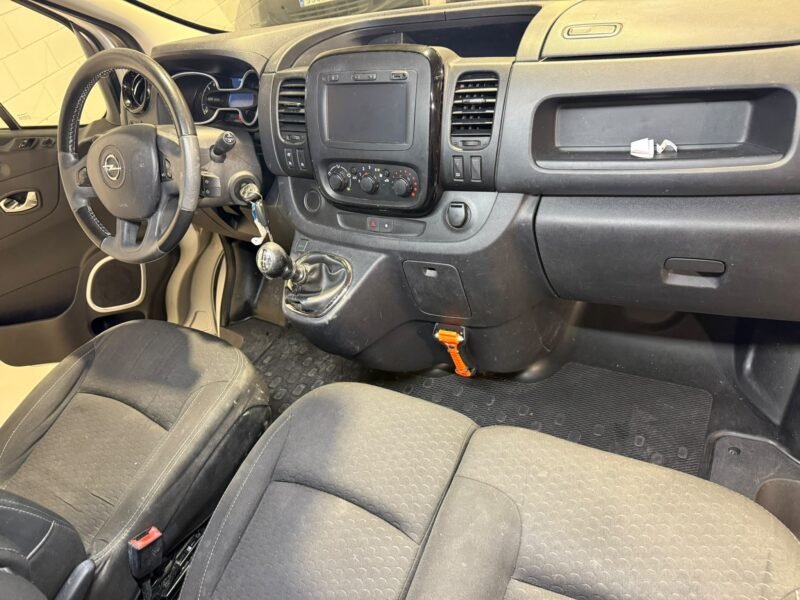 OPEL Vivaro FG DC L1H1 2.9T 1.6 CDTI 120 ELEGANCE