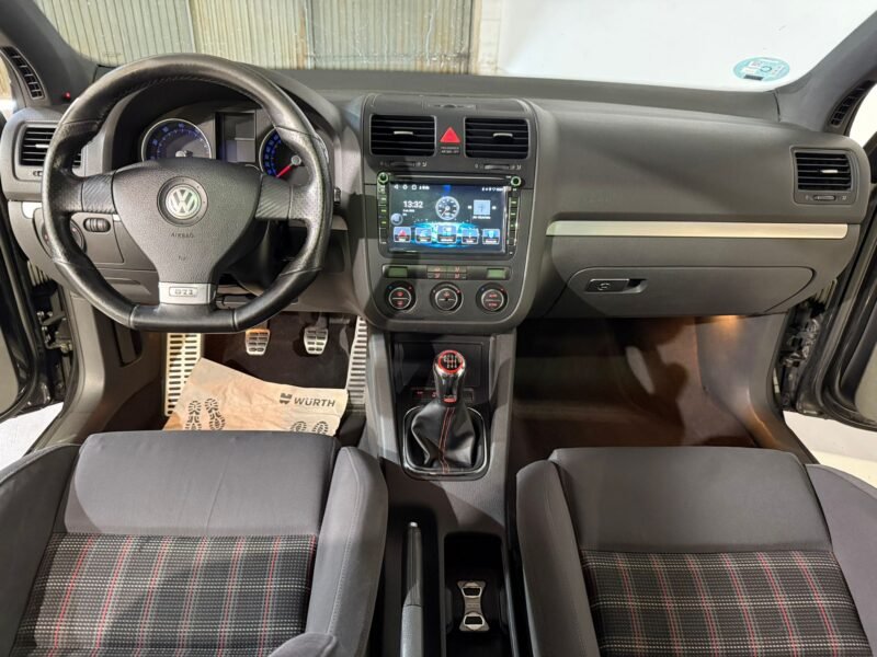 VOLKSWAGEN GOLF GTI 2.0 tfsi 200 gti